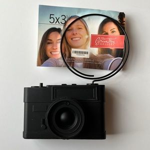 GREEN TREE GALLERY Camera Photo Holder